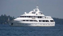 Yacht CRACKER BAY - Image by Newzjunky